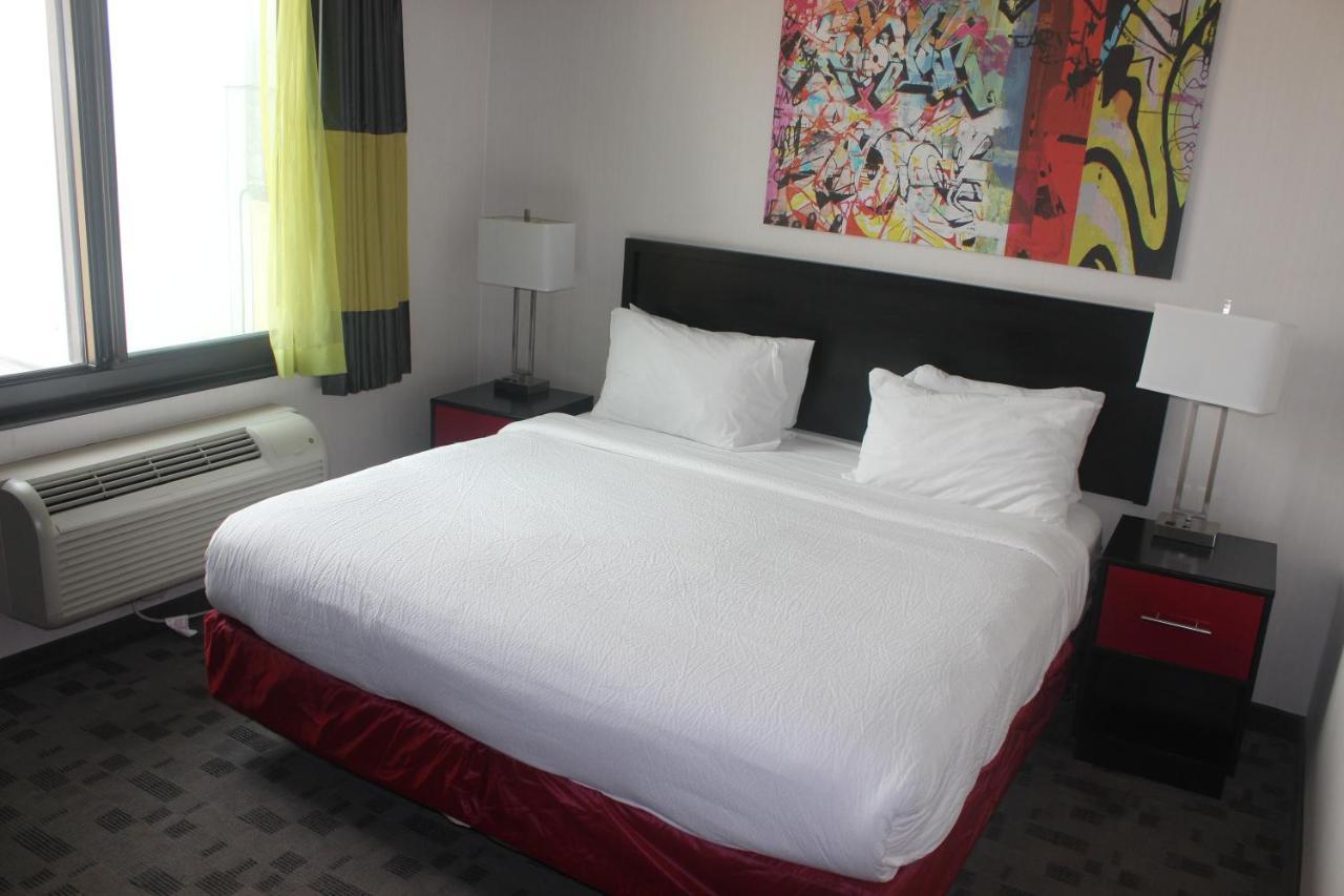 Fairfield Inn & Suites By Marriott New York Queens/Queensboro Bridge Exteriör bild